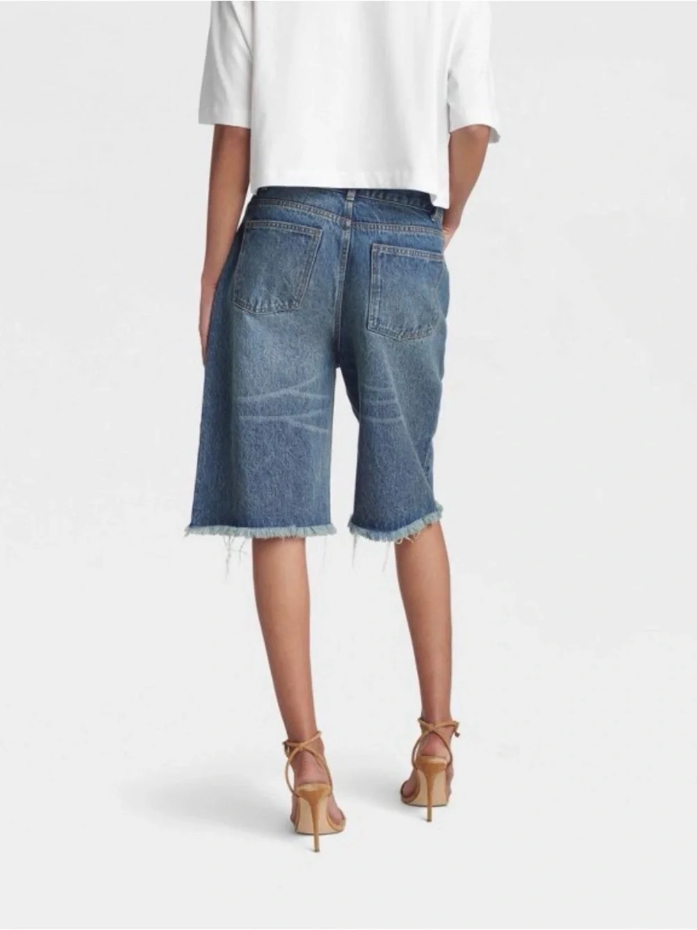 NWT KDD Lynnox Barrel Leg Jean Shorts Women’s Plus size 20 2X Distressed cut off